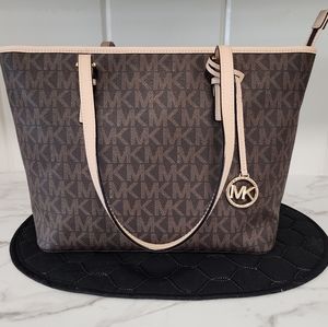 Michael Kors Women's Top Zip Jet Set Charm Tote